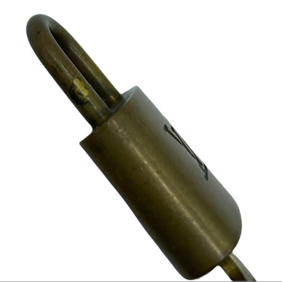 AUTHENTIC LOUIS VUITTON LOCK AND KEY #301 - Picture 3 of 5